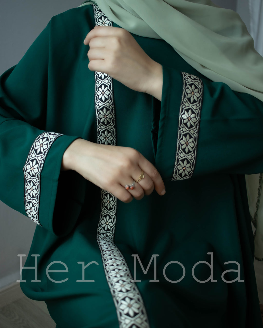 Abaya / عباية