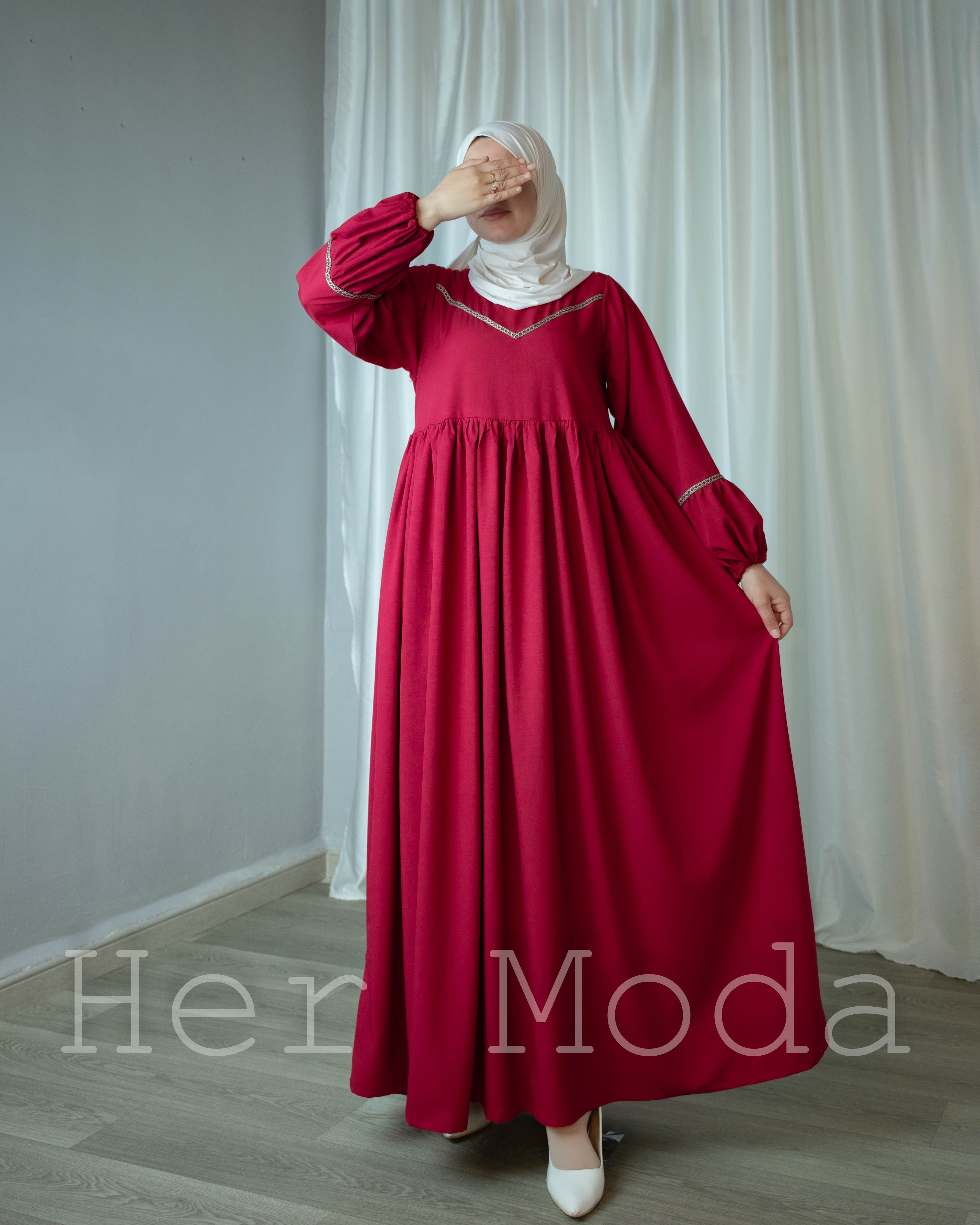 LA ROBE