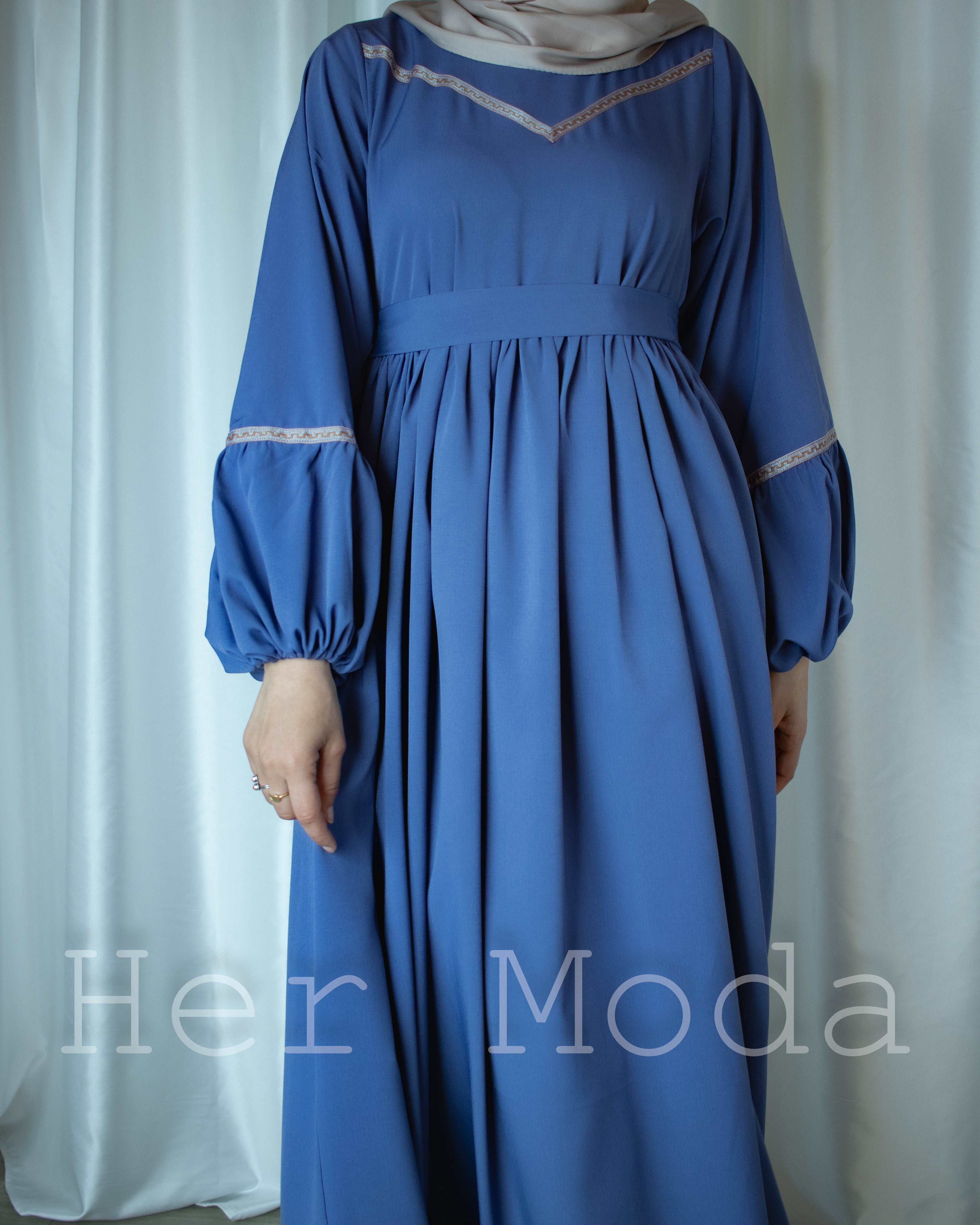 LA ROBE